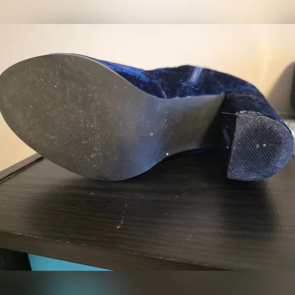 Steve Madden Velvet Ankle Boots - Picture 5 of 5